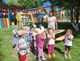 День опытов и экспериментов День опытов и экспериментов.