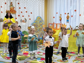 Осень, в гости просим! Осень, в гости просим!.